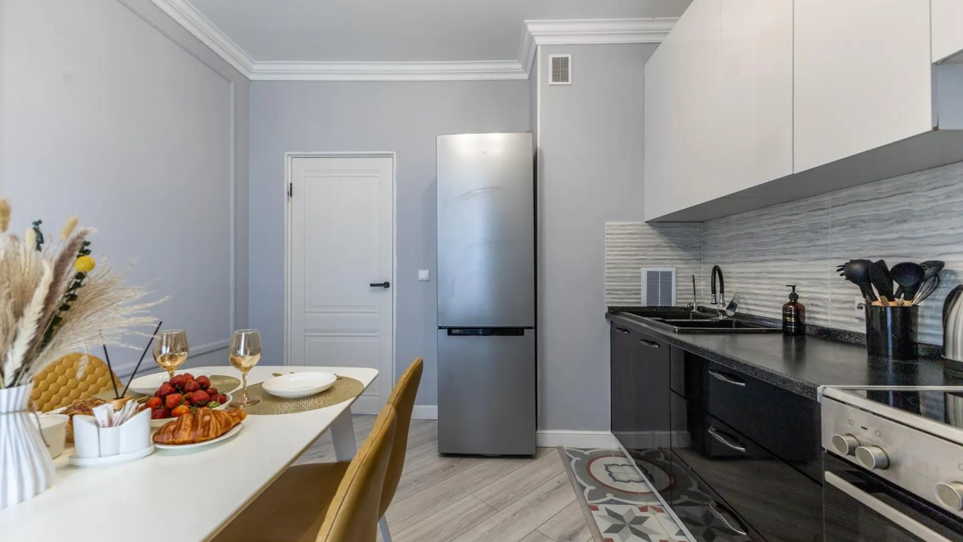 2-Х Комнатная Квартира На Левом Берегу - Жк Esil Plaza-326 Taldykol Apartment