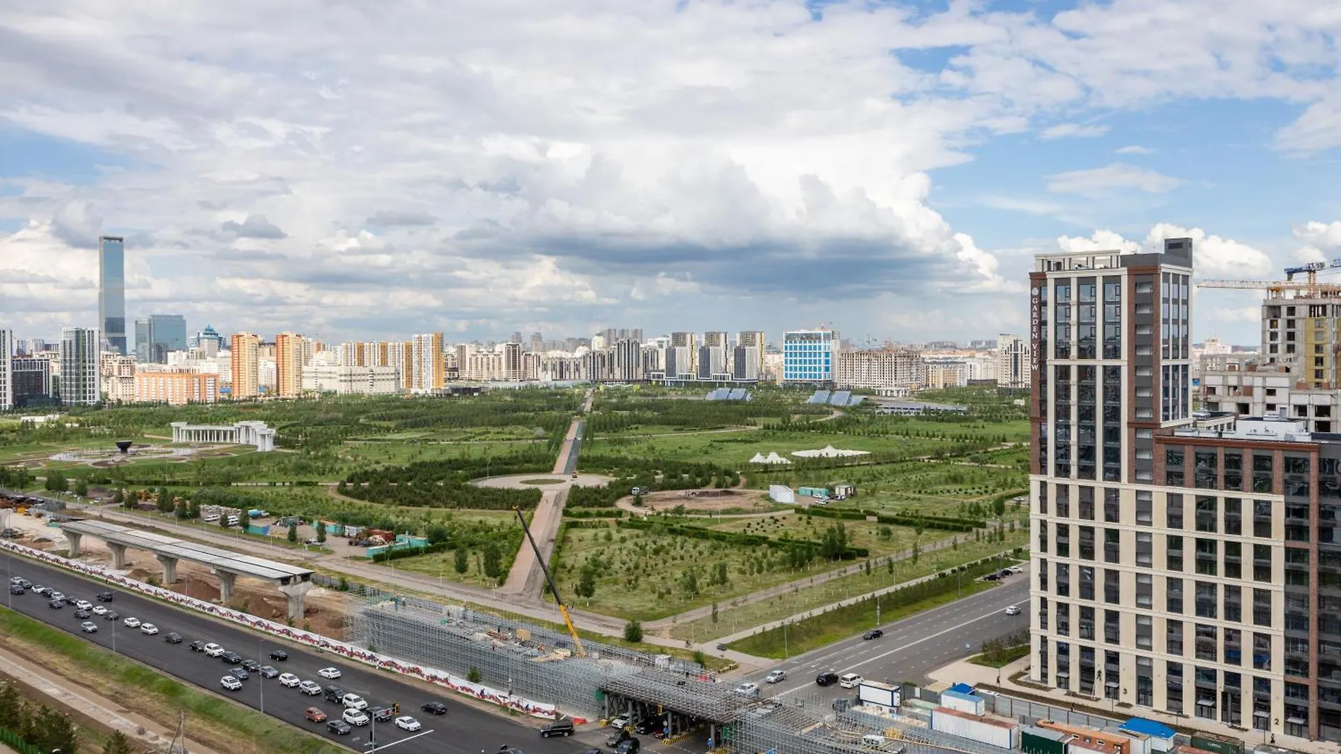 2-Х Комнатная Квартира На Левом Берегу - Жк Esil Plaza-326 Taldykol Apartment